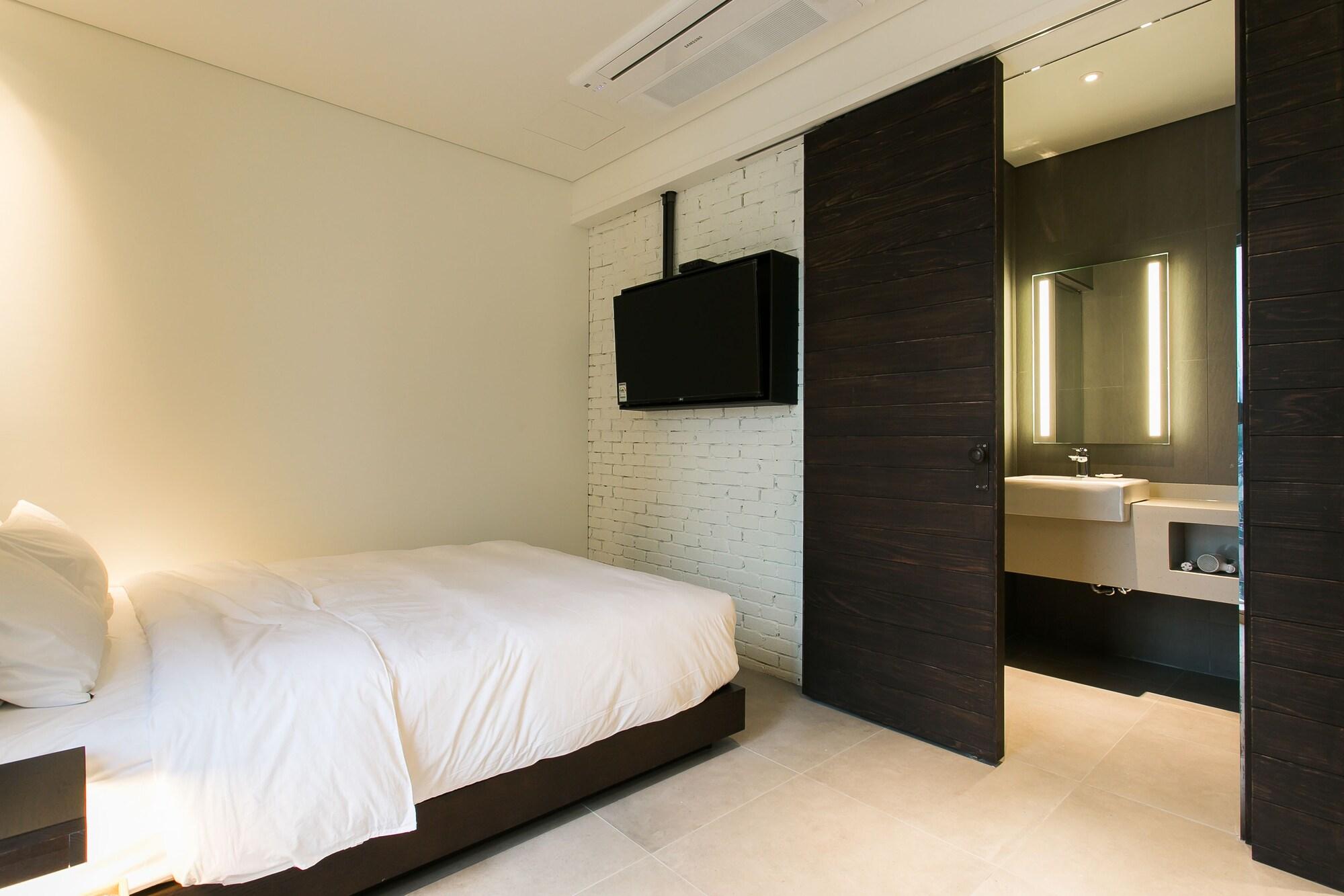 סיאול H Avenue Hotel Dongdaemun Sungshin מראה חיצוני תמונה