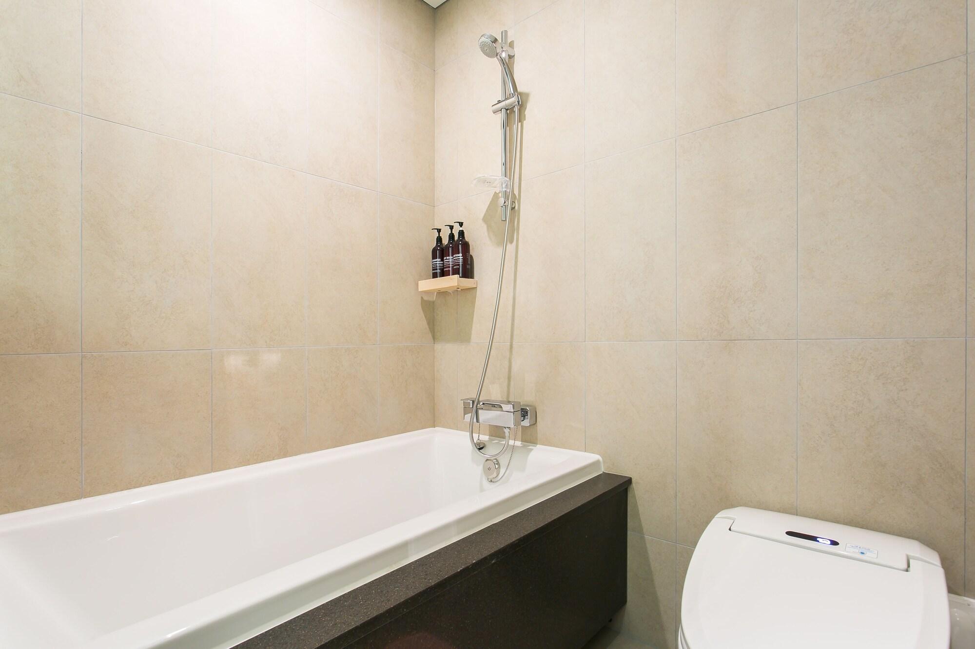 סיאול H Avenue Hotel Dongdaemun Sungshin מראה חיצוני תמונה