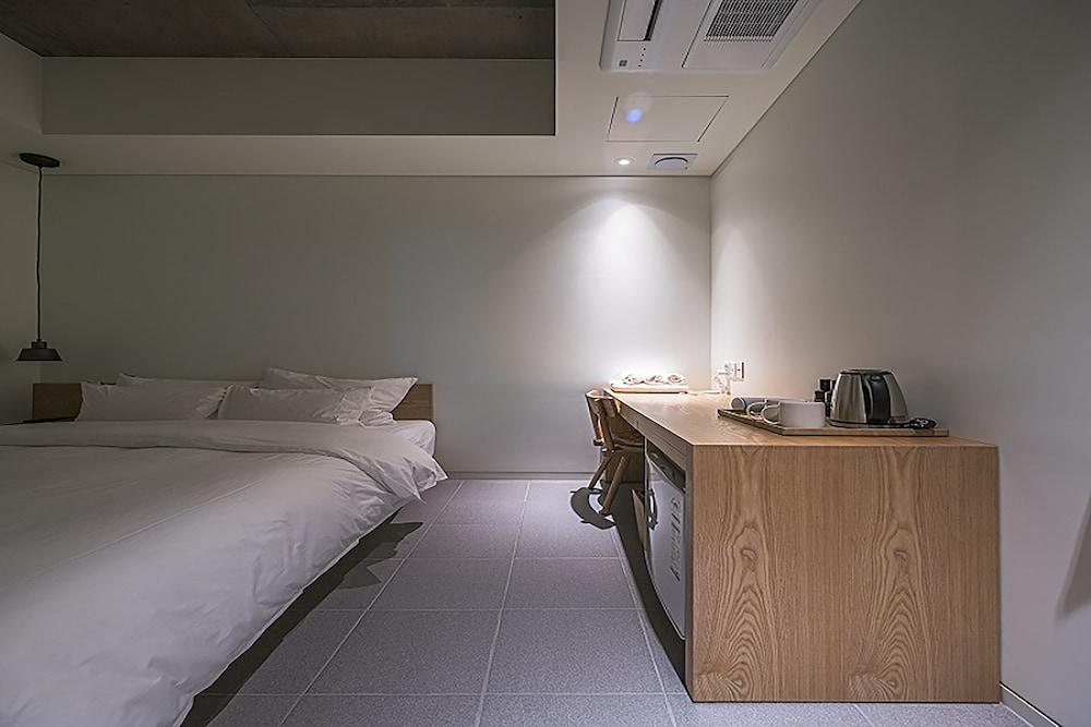 סיאול H Avenue Hotel Dongdaemun Sungshin מראה חיצוני תמונה