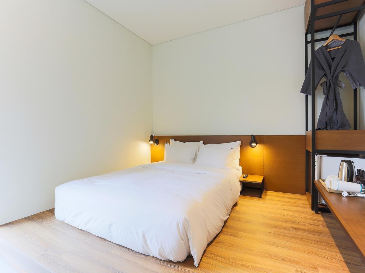סיאול H Avenue Hotel Dongdaemun Sungshin מראה חיצוני תמונה